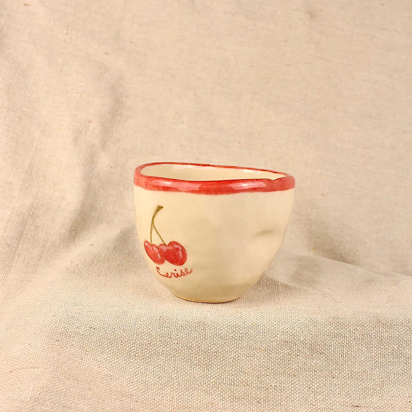 Cherry thumb cup