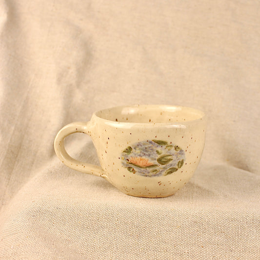 Water lily mug