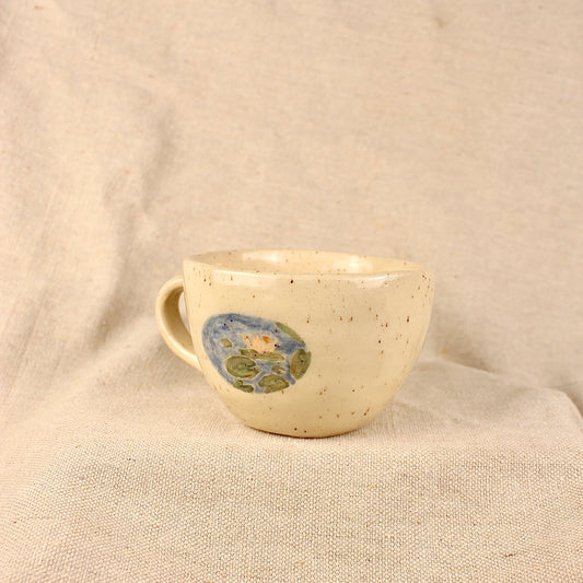 Water lily mug