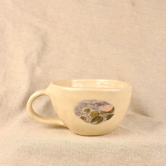Water lily mug